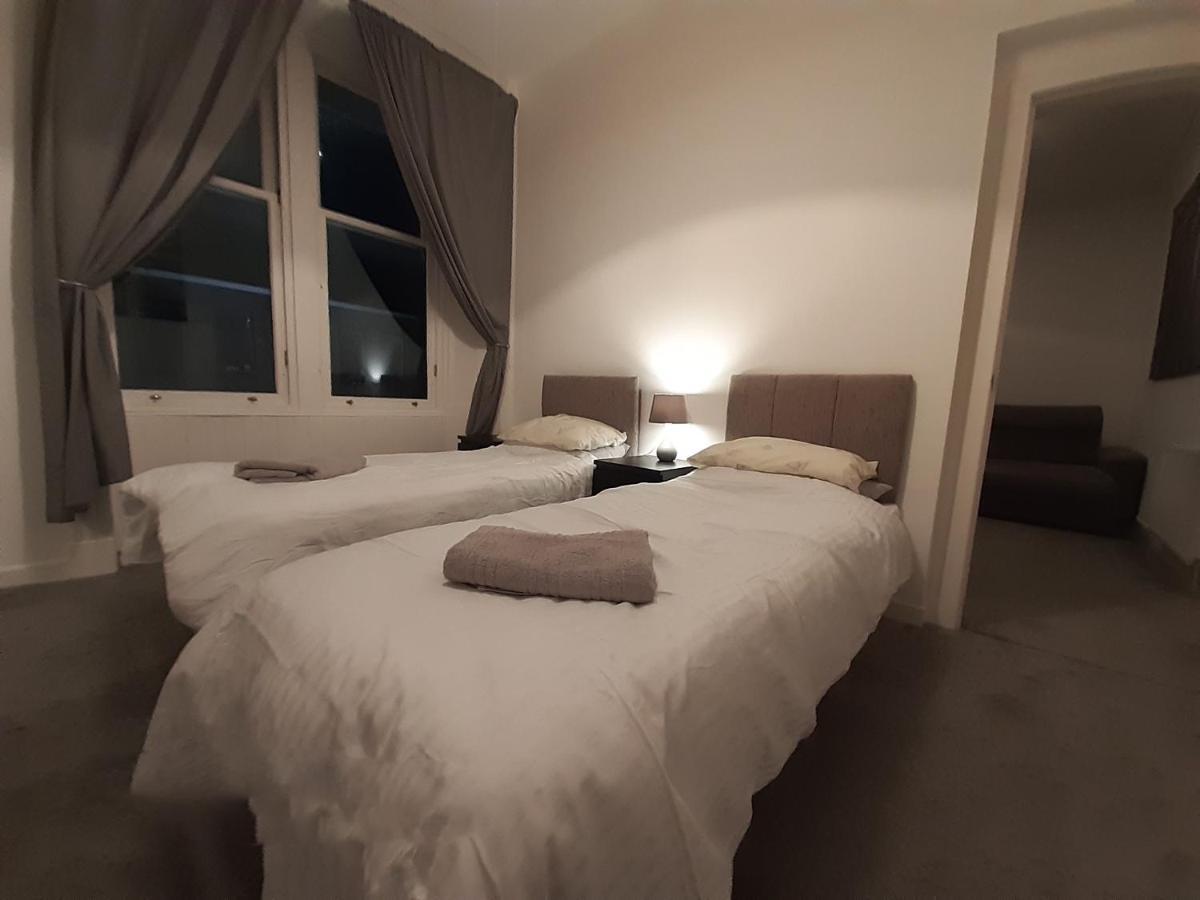 Apartamento Carvetii - Edward House B - 2 Dbl Bed 1St Floor Flat Dunfermline Exterior foto